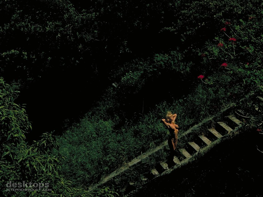 079